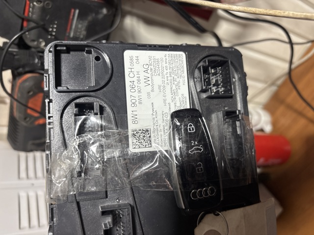 Блок комфорту 8W1907064CP VAG