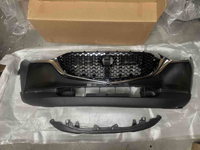 Бампер передній в зборі DGY950030 КИТАЙ