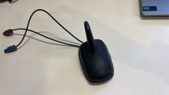Антена 1K0035507F VAG