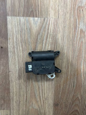 Двигун заслінки печі 1K0907511B VAG