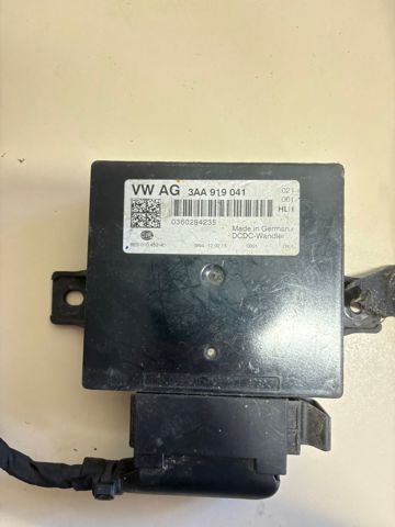 Стабілізатор напруги 3AA919041 VAG