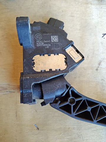 Педаль газу (акселератора) 781100W040 TOYOTA