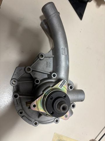 Насос системи охолодження VKPC88619 SKF