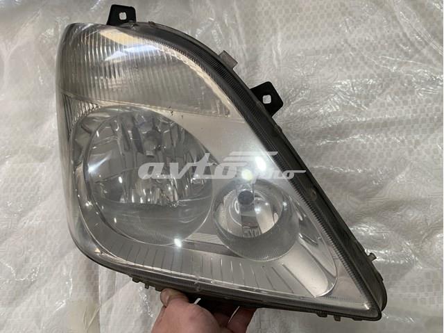 Основна фара - вставка A9068200461 MERCEDES