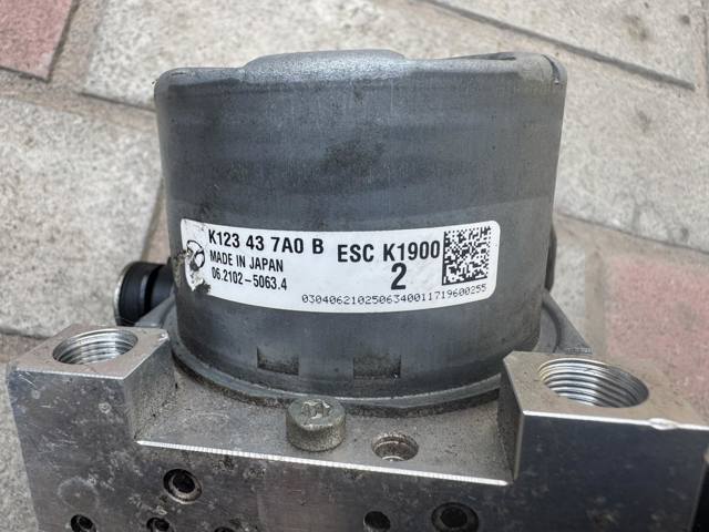 Блок АБС гідравлічний K123437A0B MAZDA
