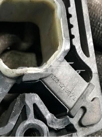 Подушка кріплення радіатора верхня 1Z0121367B VAG