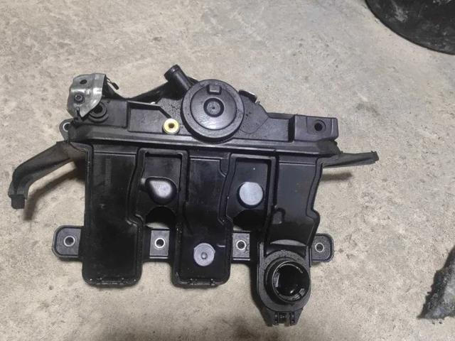 Колектор впускний 118302761R RENAULT