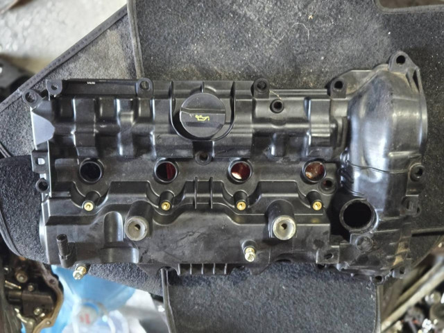 Кришка клапанна PYFA10210 MAZDA