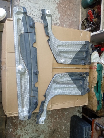 Захист днища, задній 51757475999 BMW