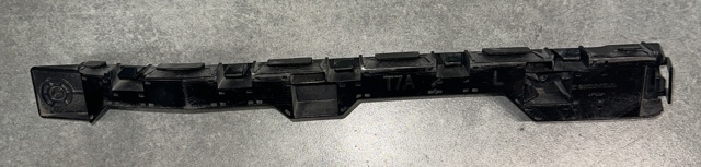 Направляюча заднього бампера, ліва 71598T7AJ00 HONDA