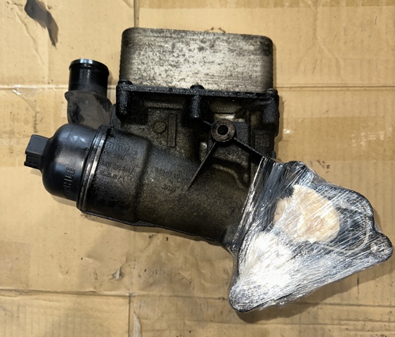 Корпус маслофільтра 8201005241 RENAULT