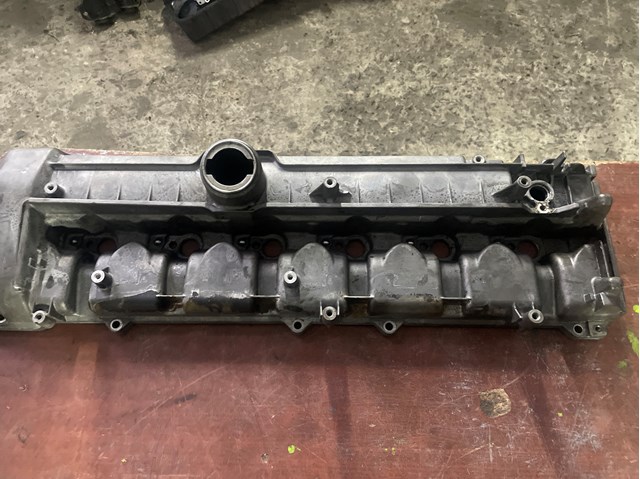 Кришка клапанів 6130160505 MERCEDES