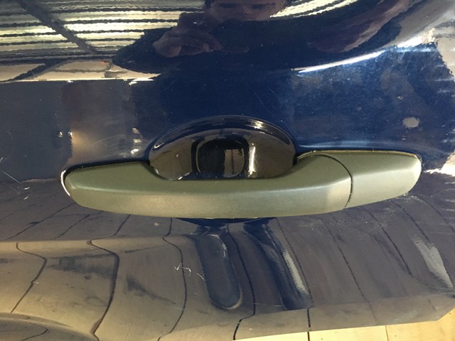 Ручка задньої двері зовнішня BB5Z7822404BA FORD
