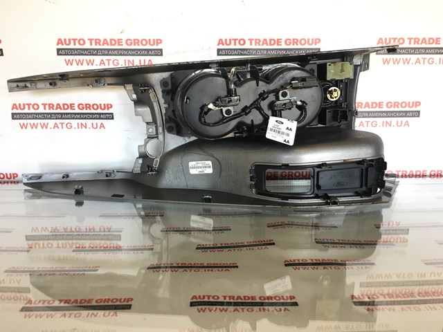 Центральна консоль торпеди CJ5Z78045B30A FORD