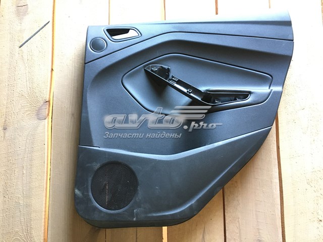 Облицювання багажного відсіку, праве CJ5Z7855147AA FORD
