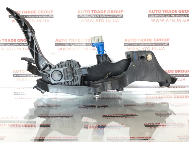 Педаль акселератора DG9Z9F836D FORD