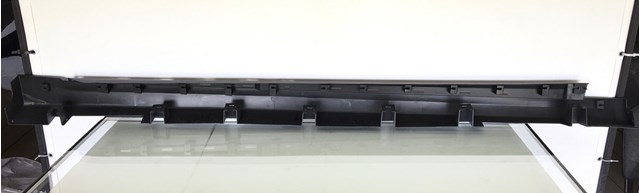 Накладка зовнішня (молдинг) порога, лівий DS7Z5410177A КИТАЙ