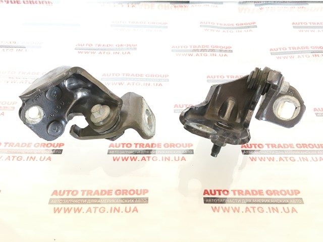 Петля задніх дверей, лівих DS7Z5426811B FORD
