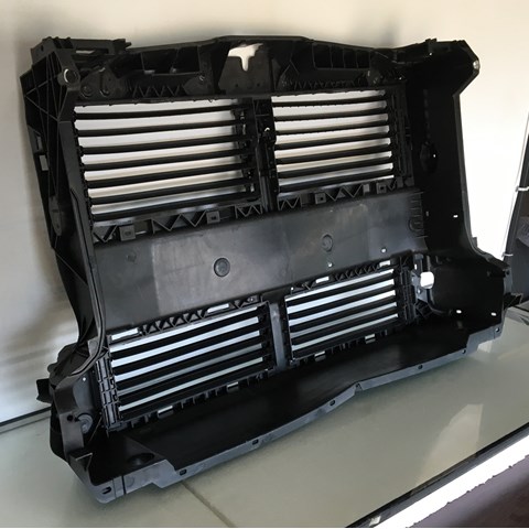 Телевизор панель радиатора в сборе с жалюзи ford escape mk4 2020-  lx6z-5816146-b LX6Z-5816146-B