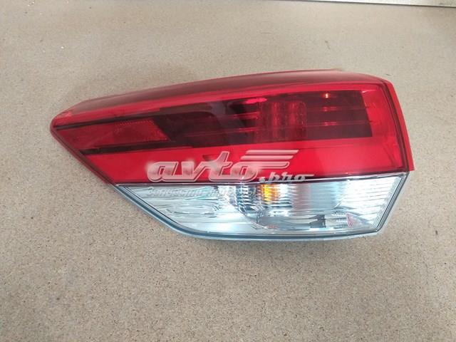 Задня ліва зовнішня фара 815600E161 TOYOTA
