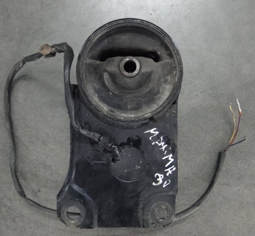 Подушка (опора) двигуна, задня 113202Y000 NISSAN