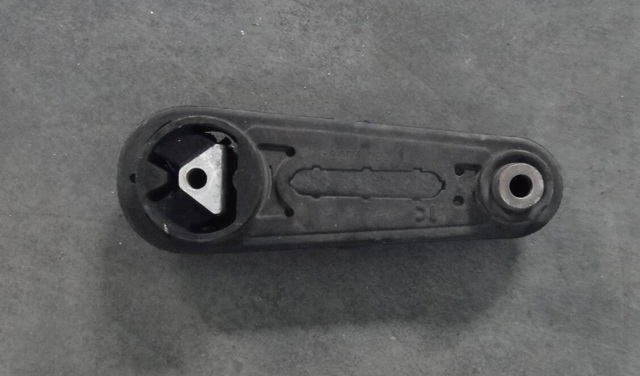 Подушка (опора) двигуна, ліва нижня 11360EL00A NISSAN