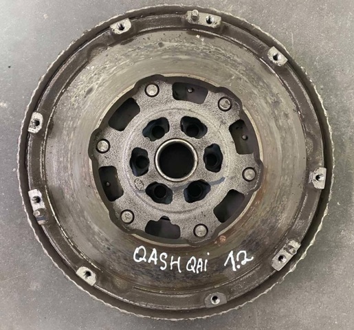 Маховик зчеплення 1233100QAB NISSAN