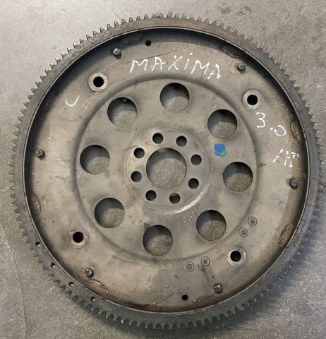 Маховик зчеплення 1233131U00 NISSAN
