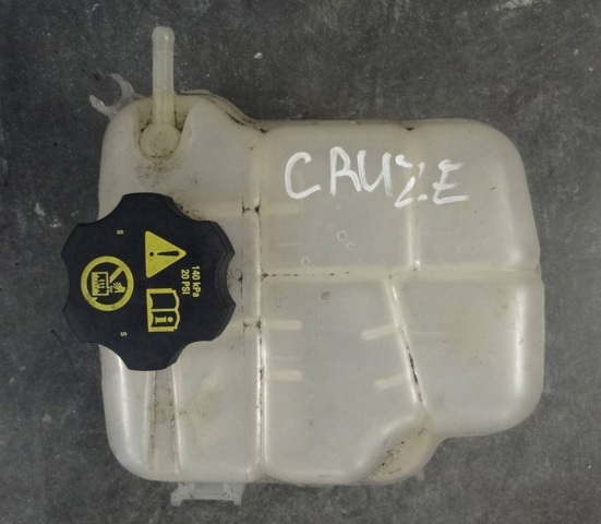 Бачок для води 13256824 GM