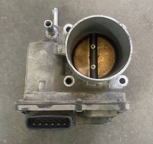 Дросільна заслінка в зборі 1340078K00 SUZUKI