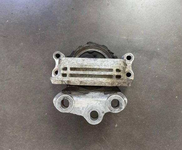 Права подушка мотора 1384138 FORD