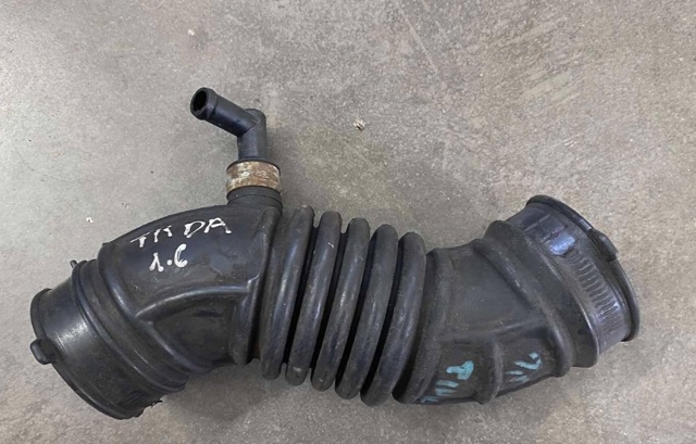Патрубок повітряний, вихід повітряного фільтра 16578ED00A NISSAN