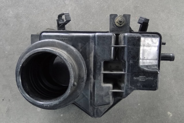 Резонатор 165852Y001 NISSAN