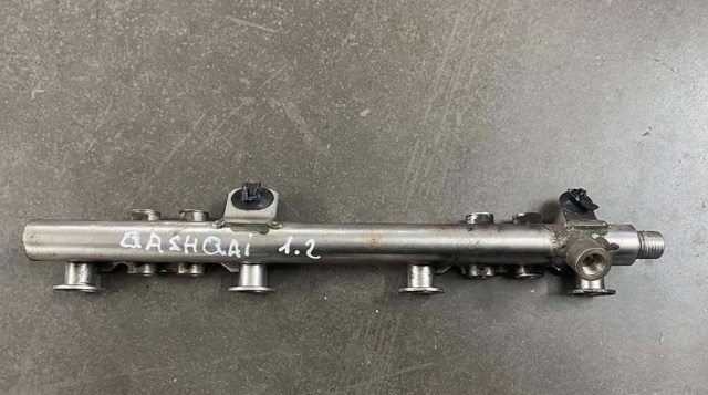Розподільник палива 175204385R NISSAN
