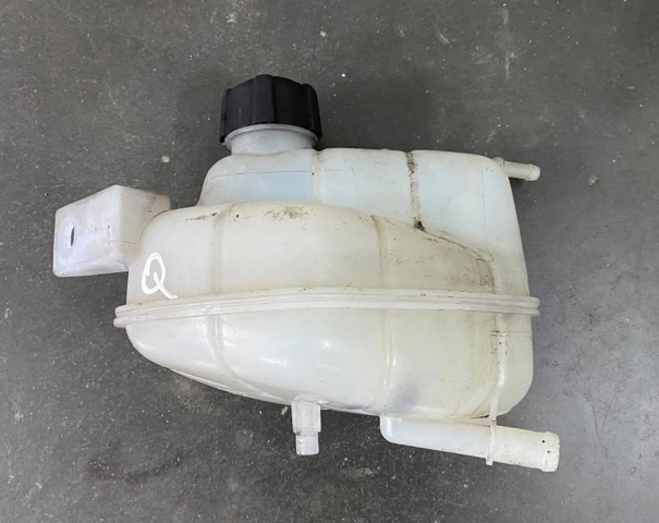 Бачок для води 217114EA0A NISSAN