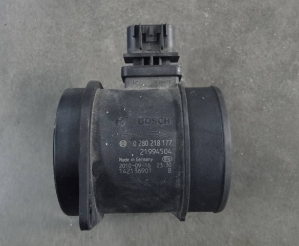 Датчик потоку повітря 21994504 GM