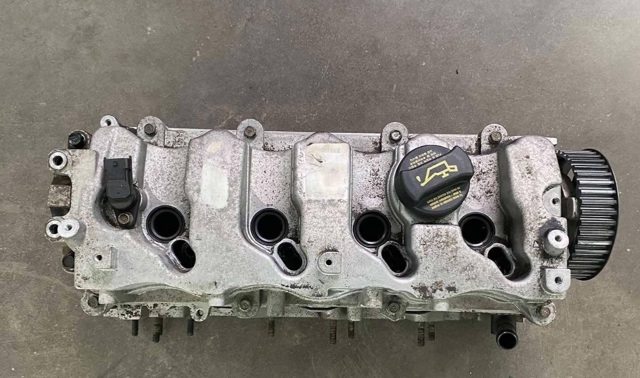 Головка блоку циліндрів 2210027750 HYUNDAI