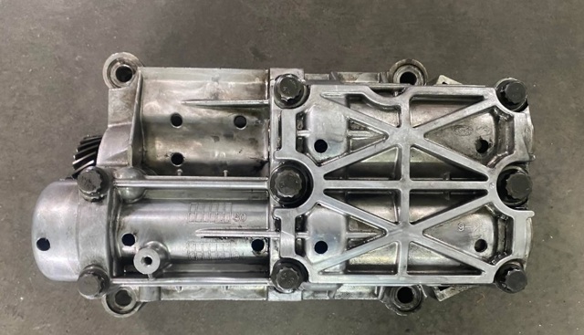Балансувальний вал 2330027430 HYUNDAI