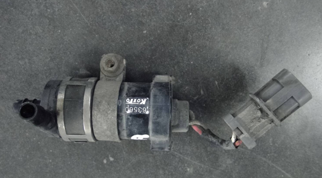 Насос-двигун омивача фар 286213Y700 NISSAN