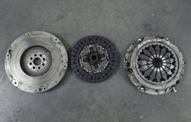Комплект зчеплення  3125019095 TOYOTA