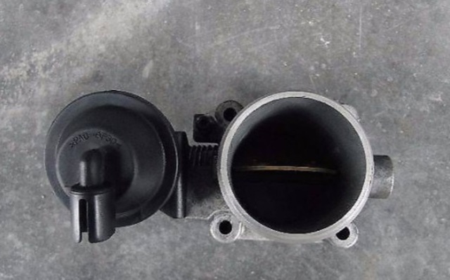 Дросільна заслінка в зборі 351002XXXX HYUNDAI