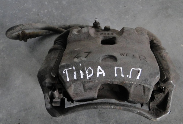 Супорт гальмівний, передній, правий 41001EM10A NISSAN