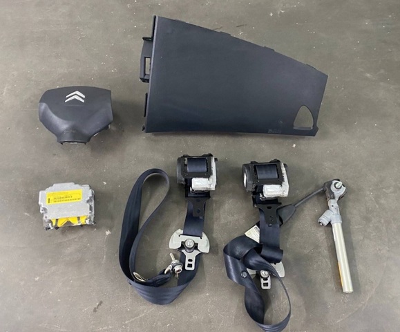 Подушка в кермі 4112KJ PEUGEOT
