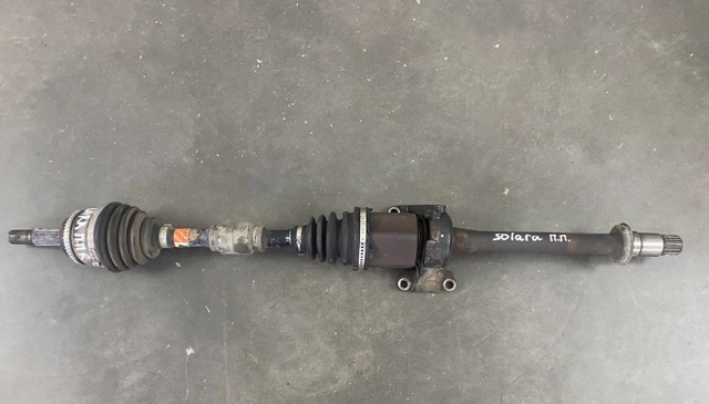 Піввісь передня, права 4341006221 TOYOTA
