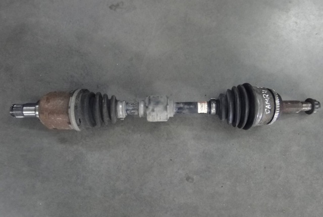 Піввісь передня ліва 4342006600 TOYOTA