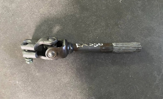 Вал рульової колонки, нижній 4522033281 TOYOTA