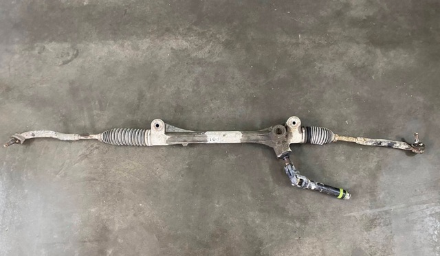Рульова рейка 4551033011 TOYOTA