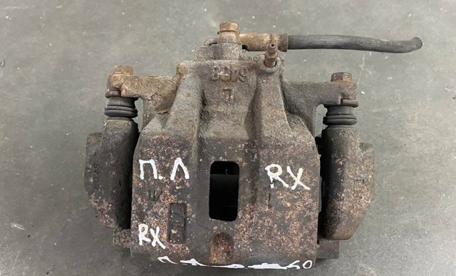 Супорт гальмівний, передній, лівий 4775048140 TOYOTA