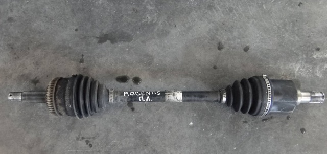 Піввісь передня ліва 495012G201 HYUNDAI