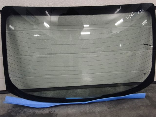 Заднє стекло 51754325 FIAT
